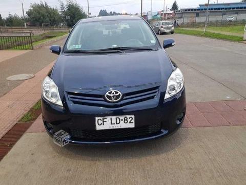 Toyota auris 2010