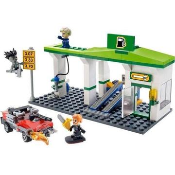 KRE-O Estación De Servicio CityVille 174pcs Hasbro