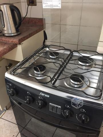 Cocina a gas casi sin uso