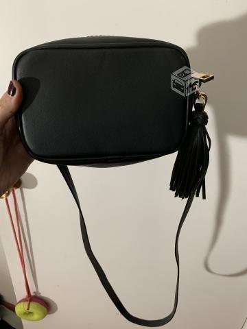 Cartera H&M nueva