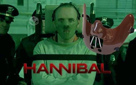 Mascara Terror de Plástico de Hannibal Lecter
